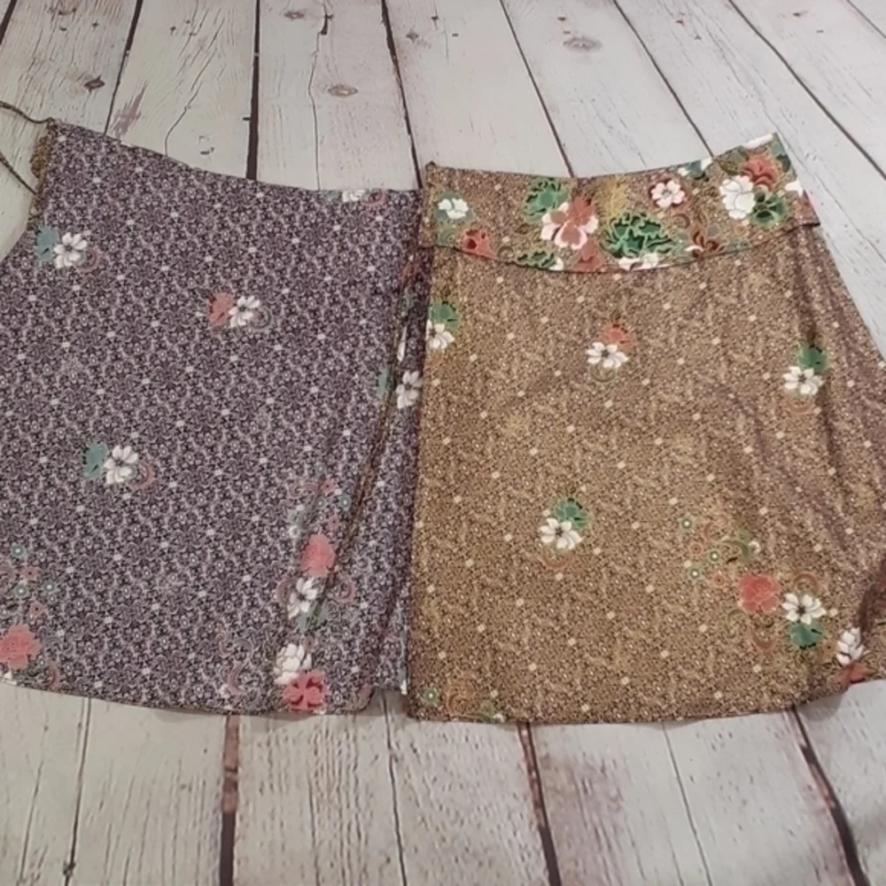 UEC Gold & Black wrap Asian print skirt one size fits